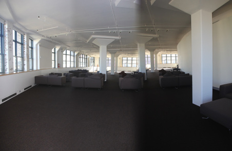 Enlarge photo 12