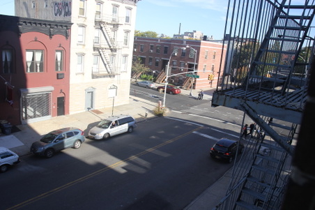 Enlarge photo 59
