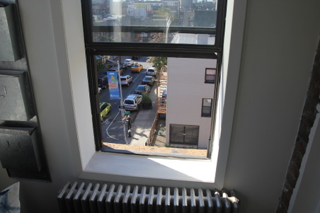 Enlarge photo 36