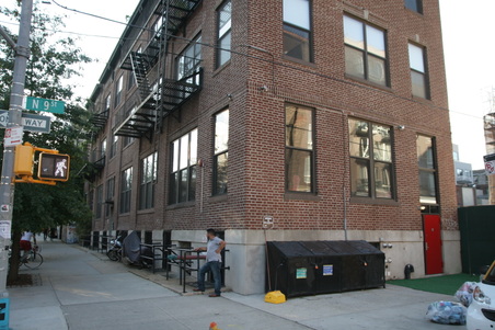 Enlarge photo 2