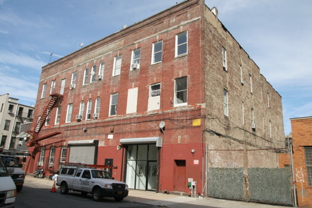 281 N. 7th 