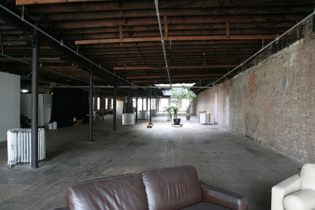Enlarge photo 17