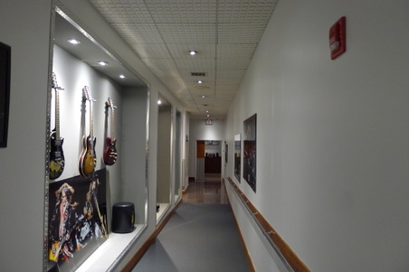 Enlarge photo 29