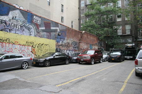 Enlarge photo 5
