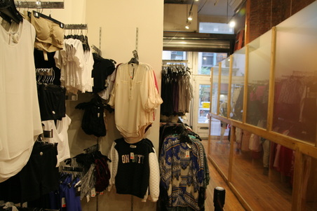 Enlarge photo 16