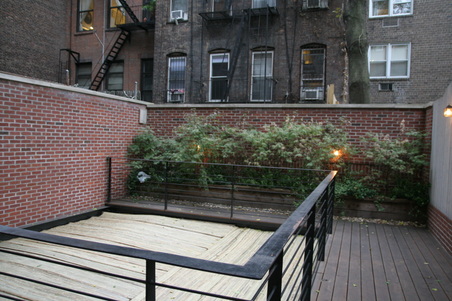 Enlarge photo 18