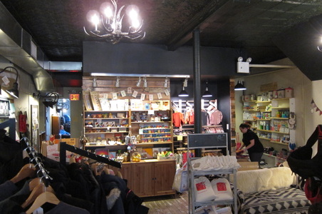 Enlarge photo 13