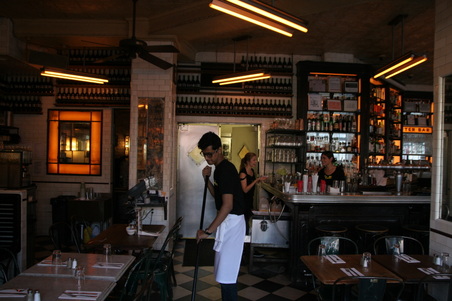 Enlarge photo 13