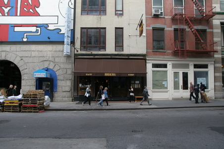 Enlarge photo 19