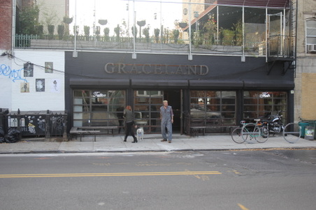 Graceland- WB
