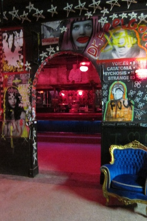 Enlarge photo 13