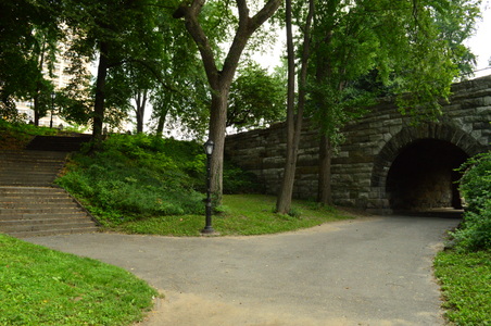 110th St- Bridge