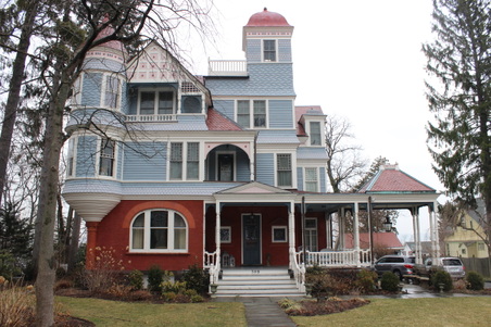 309 North Broadway
