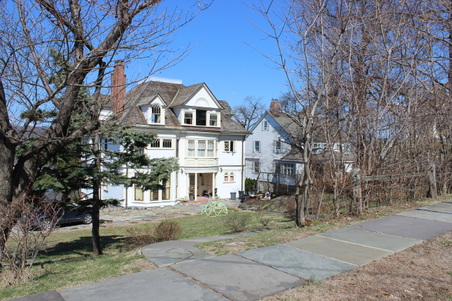 Enlarge photo 2