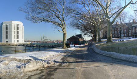 Enlarge photo 37