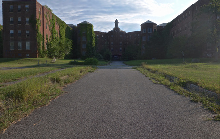Enlarge photo 19
