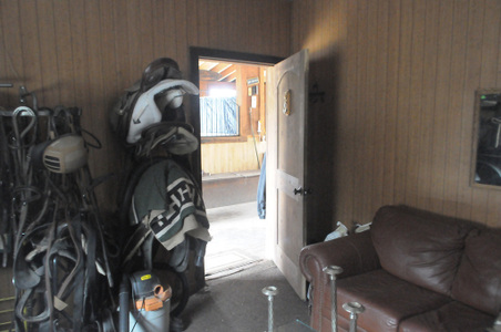 Enlarge photo 52