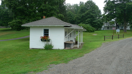 Enlarge photo 33