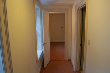 Enlarge photo 33