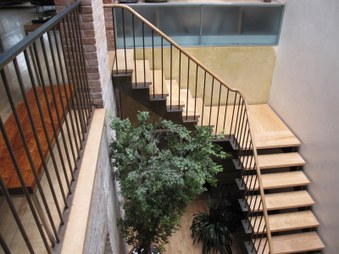 Enlarge photo 24