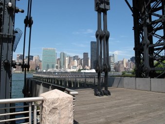 Enlarge photo 13