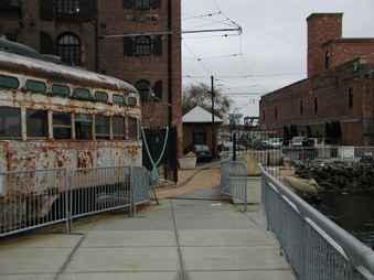 Enlarge photo 17