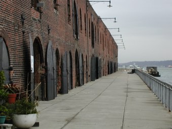 Enlarge photo 24