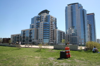 Enlarge photo 12