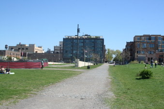 Enlarge photo 13