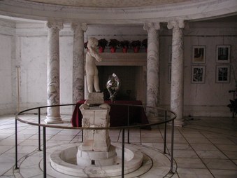Enlarge photo 17