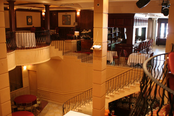 Enlarge photo 19
