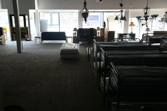 Enlarge photo 23