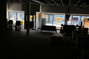 Enlarge photo 25