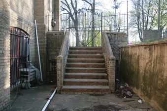 Enlarge photo 13