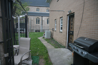 Enlarge photo 23