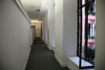 Enlarge photo 13