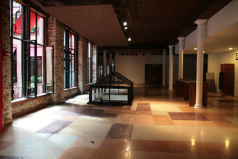 Enlarge photo 54