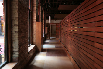 Enlarge photo 58