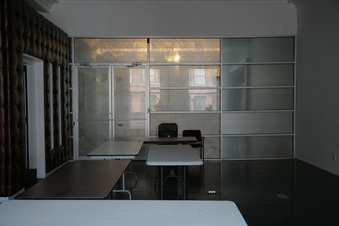 Enlarge photo 89