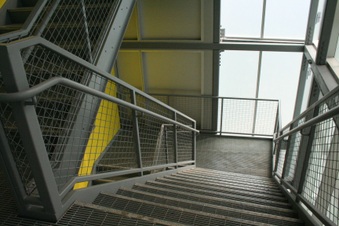 Enlarge photo 89