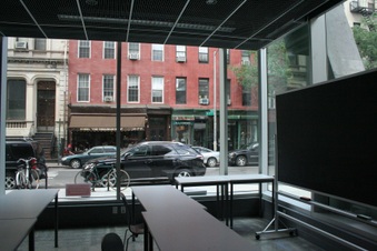 Enlarge photo 12