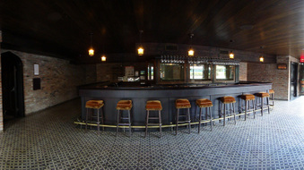 Enlarge photo 33