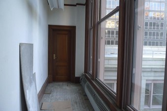 Enlarge photo 12