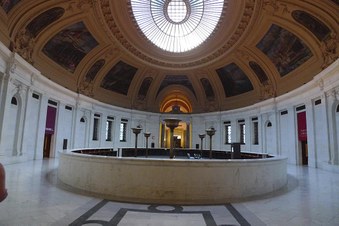 Enlarge photo 51