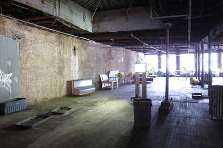 Enlarge photo 13