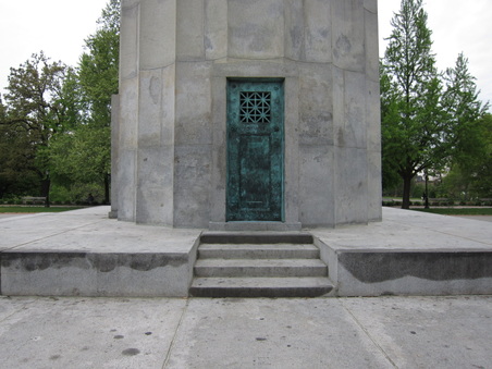 Enlarge photo 22