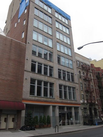 EXT. HARLEM ROOFTOP AND STREET LEVEL