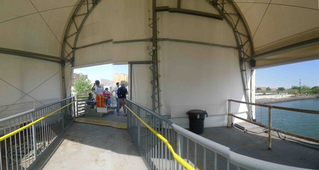 Enlarge photo 4