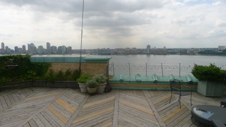 Enlarge photo 14