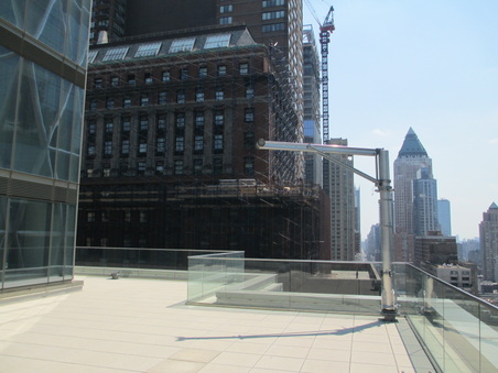 Enlarge photo 61